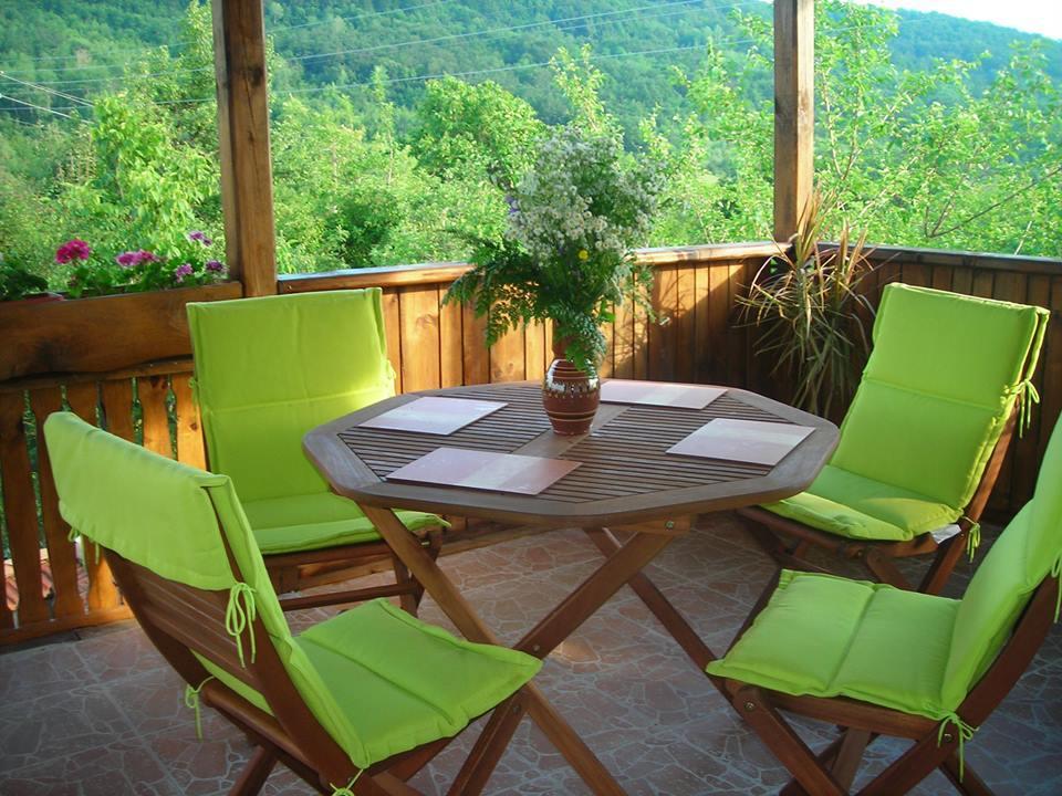 Guest House Yana Turkasheni Экстерьер фото