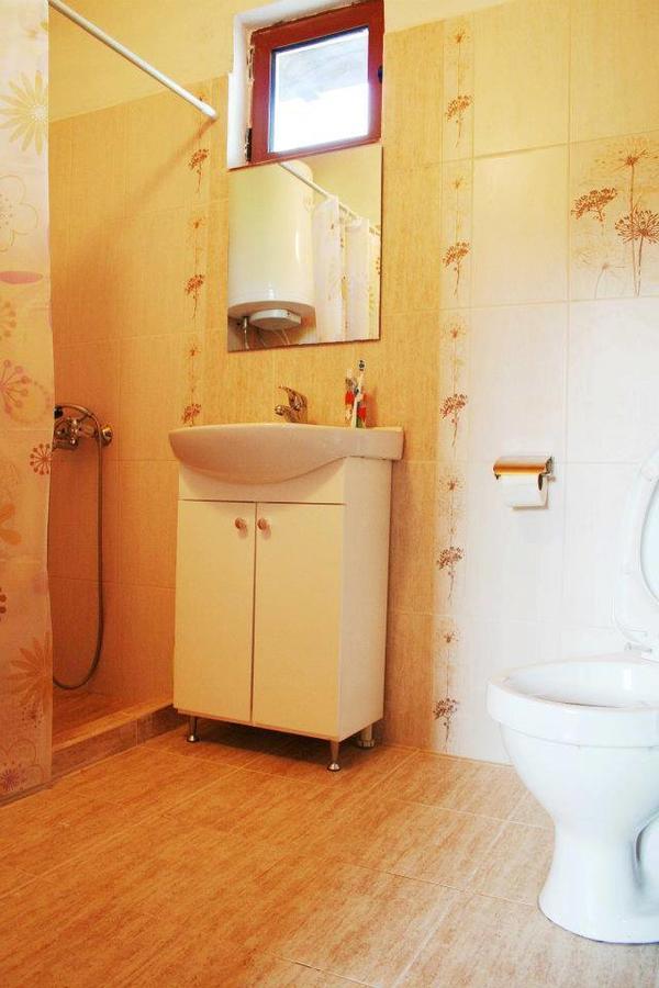 Guest House Yana Turkasheni Экстерьер фото